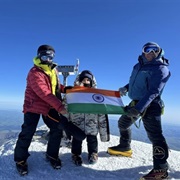 6-Year-Old Climbs Mt. Elbrus