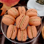 Caramel Macaron