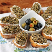 Goat Cheese and Olive Tapenade Crostini