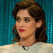 Lizzy Caplan
