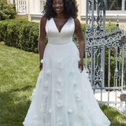 3D Flowers Scattered on Skirt