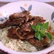 Stir-Fried Flank Steak With Yellow Onions