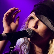 Katie White (The Ting Tings)
