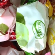 Arcor Frutales Apple