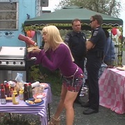 S6.E2: The Cheeseburger Picnic