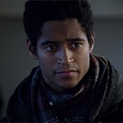 S1.E11: Best Christmas Ever