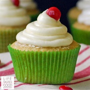 Applesauce Raisin Cupcake