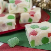 Holiday Spice Drops Fudge