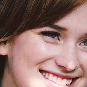 Elizabeth Lail