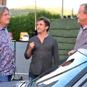 S21.E1: Jeremy, James and Richard Prove That the Hot Hatchbacks of Their Youth Were Better Than The