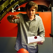 S16.E5: Skateboard Division