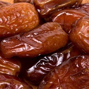 Soft Deglet Nour Dates
