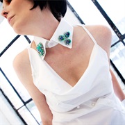 Detached Shirt-Style Collar