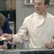 S2.E4: The Kipper and the Corpse