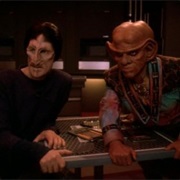 S4.E7: Starship Down