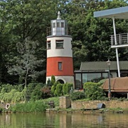 Monton Lighthouse