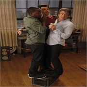 New Girl: "Normal" (S1,E20)