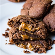 Mexican Chocolate Sandwich Cookie With Dulce De Leche