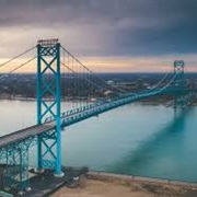 Driving Ambassador Bridge Detroit, MI-Windsor, ON