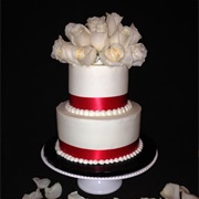 Wedding Cake With Flowers, Top Only