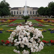 Flora Botanical Garden