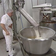 S28.E5: Ultra Thin Glass, Pallet Dismantling Machines, Cupcakes, Seamless Stainless Steel Tube