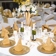 Metallic Tablescape at Wedding