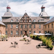 Schlosshotel Hugenpoet in Essen