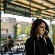 S2.E7: No Strings Attached