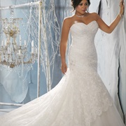 Alencon Lace on Wedding Dress