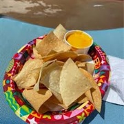 Chips & Queso