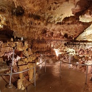 Meramec Caverns
