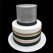 Mixed Metal Finish on Wedding Cake