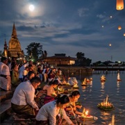 Loi Gratong, Thailand