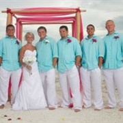 Colorful Shirts on Groomsmen