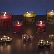 S32.E5: Hand Forged Hammers; Gummy Vitamins; Boat Trailers; Tea Lights & Jar Candles