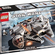 4504 Millennium Falcon (Star Wars, 2004)