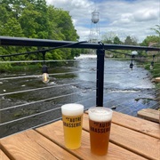 L'autre Brasserie, Bedford