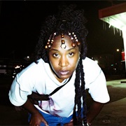 Niecy Blues (Agender, They/She)