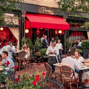 Outdoor Seating at Restaurants