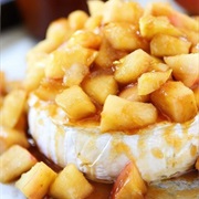 Baked Brie With Apples