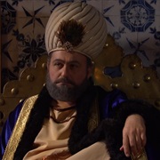 S2.E36: Mecnun Harikalar Diyarinda