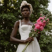 Bodice Rounded Beneath Cups