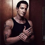 Sasha Roiz