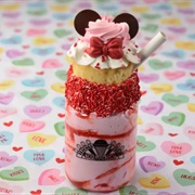 Strawberry Minnie Shake