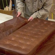 S20.E4: Stagecoaches/Road Reflectors/Fire Baked Pottery/Custom Motorcycle Tanks