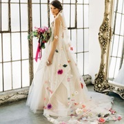 Veil With 3D Flowers Scattered All Over