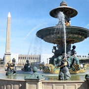 L'obélisque and Fontaine Des Mers, Place De La Concorde, Paris