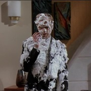 S4.E21: Are You Being Served?