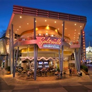 Splitsville Dining Room